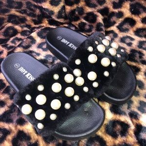 Fuzzy Slide Sandals
